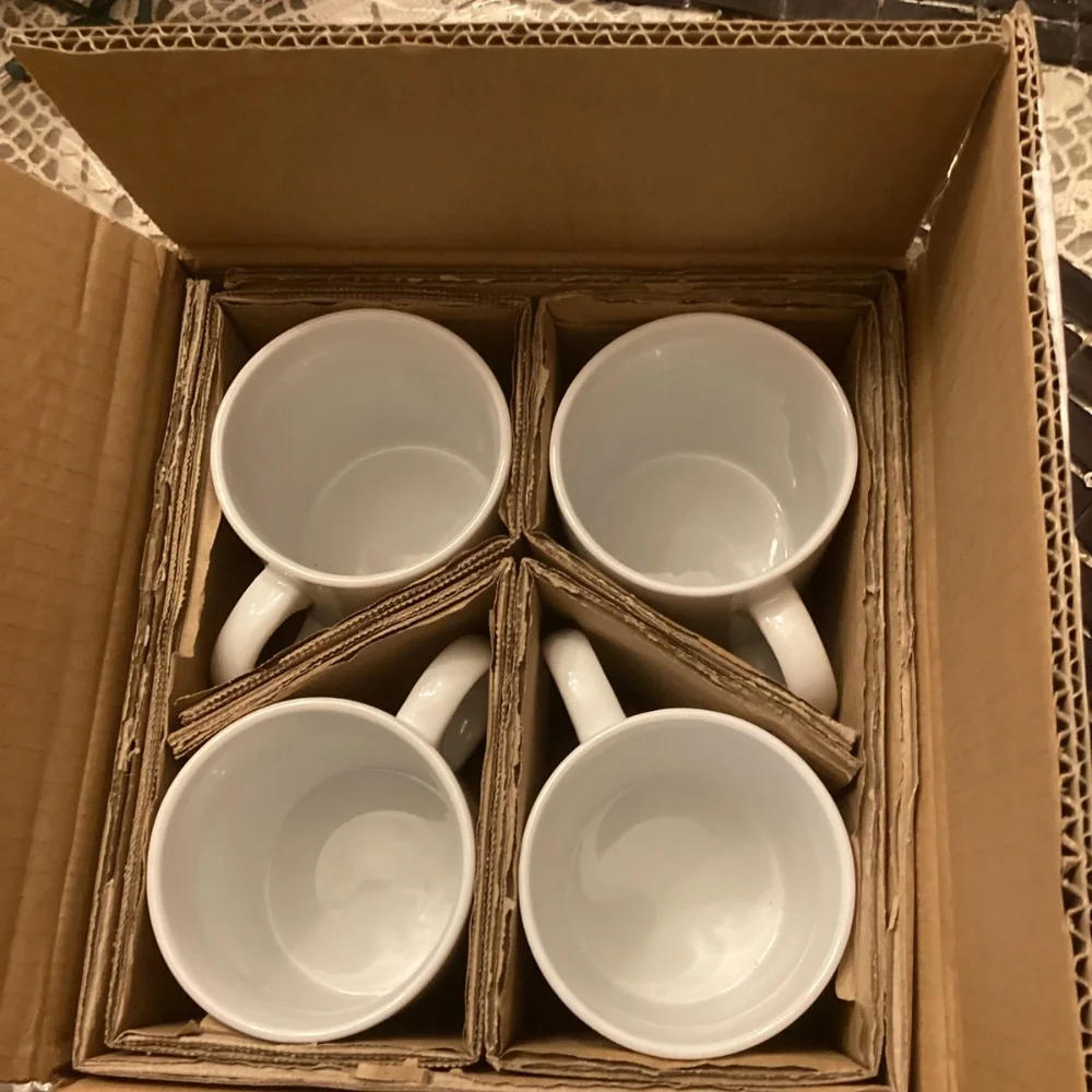 POTTERY BARN CLASSIC CUPS NIB SET X4